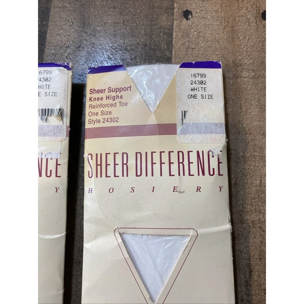 Nordstrom Vintage Sheer Difference Knee Highs White One Size Sheer Support 1990s - Picture 4 of 10
